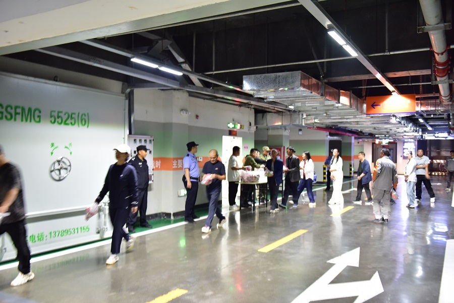 02 小.jpg
